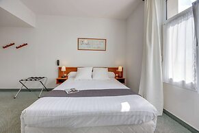 BRIT HOTEL CONFORT BAGNOLES NORMANDIE
