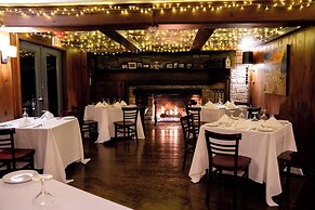The Inn at Crestwood