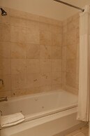 The Inn at Crestwood