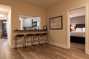 The Inn at Crestwood