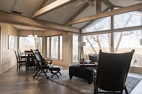 The Inn at Crestwood