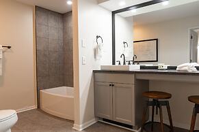 The Inn at Crestwood