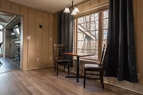 The Inn at Crestwood