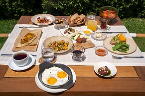 Casa dell'Arte Hotel of Arts & Leisure