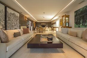 Casa dell'Arte Hotel of Arts & Leisure