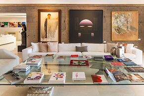 Casa dell'Arte Hotel of Arts & Leisure