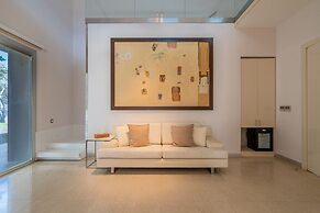 Casa dell'Arte Hotel of Arts & Leisure