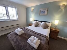 The Heath Inn