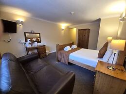 The Heath Inn