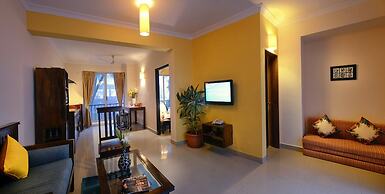 TreeHouse Blue Hotel & Serviced Apartments