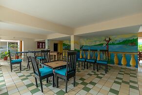 TreeHouse Blue Hotel & Serviced Apartments