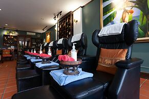 Baumancasa Beach Resort