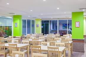 Baumancasa Beach Resort