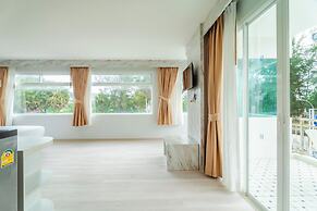 Baumancasa Beach Resort