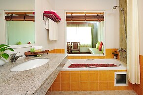 Baumancasa Beach Resort