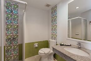 Baumancasa Beach Resort