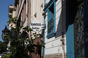 Sea House Suites