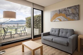 Fairfield by Marriott Bogota Embajada