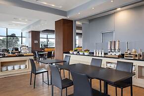 Fairfield by Marriott Bogota Embajada