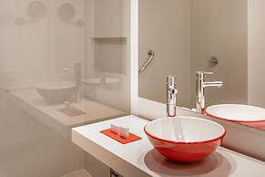 Fairfield by Marriott Bogota Embajada