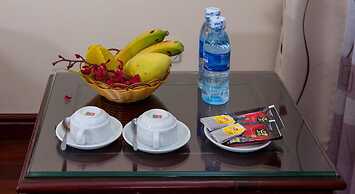 Lucky 3 Hotel & Travel