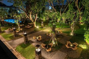 Oakwood Hotel & Apartments Taman Mini Jakarta