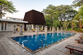 Oakwood Hotel & Apartments Taman Mini Jakarta