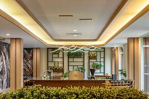 Oakwood Hotel & Apartments Taman Mini Jakarta