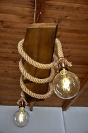 Iraklis Studios & Apartments