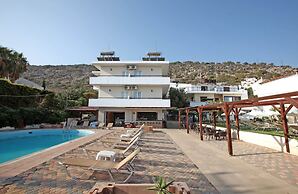 Iraklis Studios & Apartments