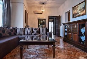 Iraklis Studios & Apartments