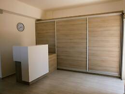 Iraklis Studios & Apartments