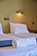 Iraklis Studios & Apartments