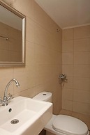 Iraklis Studios & Apartments