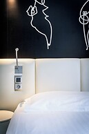 Hotel Montparnasse St Germain
