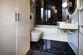 Hotel Montparnasse St Germain