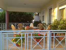 George Beach Studios