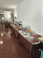 Hotel Blasón Junior