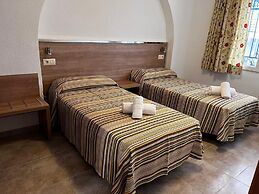 Hotel Blasón Junior