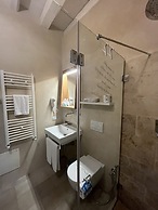 Antico Mondo Rooms & Suites