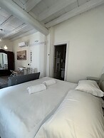 Antico Mondo Rooms & Suites