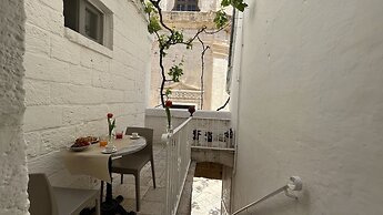 Antico Mondo Rooms & Suites