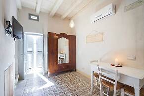 Antico Mondo Rooms & Suites