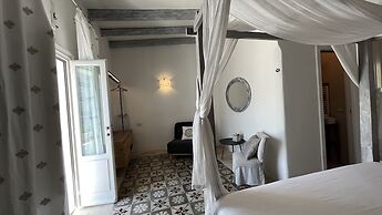 Antico Mondo Rooms & Suites