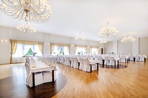 Hotel Trzebnica