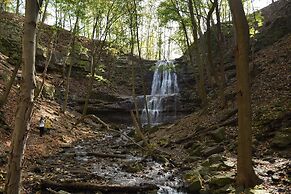 Staybridge Suites Hamilton Downtown by IHG