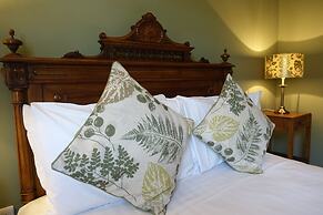 One Holyrood Hotel
