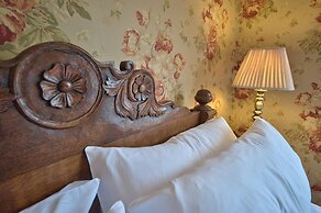 One Holyrood Hotel