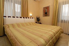 Miression Pelion House