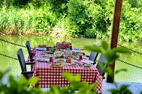 Beyaz Ev Agva - Adults Only